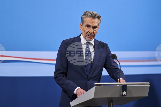 Съобщението за 30-процентните мита на САЩ върху вноса от ЕС е "обезпокоително", заяви премиерът на Нидерландия Дик Схоф