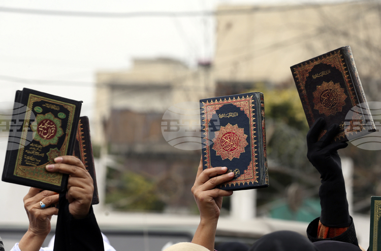 Norge har forbudt en Koran-brennende protest etter Tyrkias protest, sier Cavusoglu