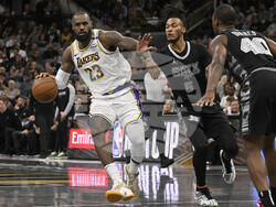 Lakers Spurs Basketball