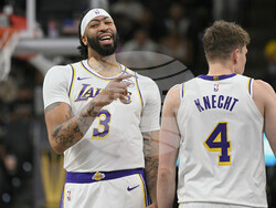 Lakers Spurs Basketball