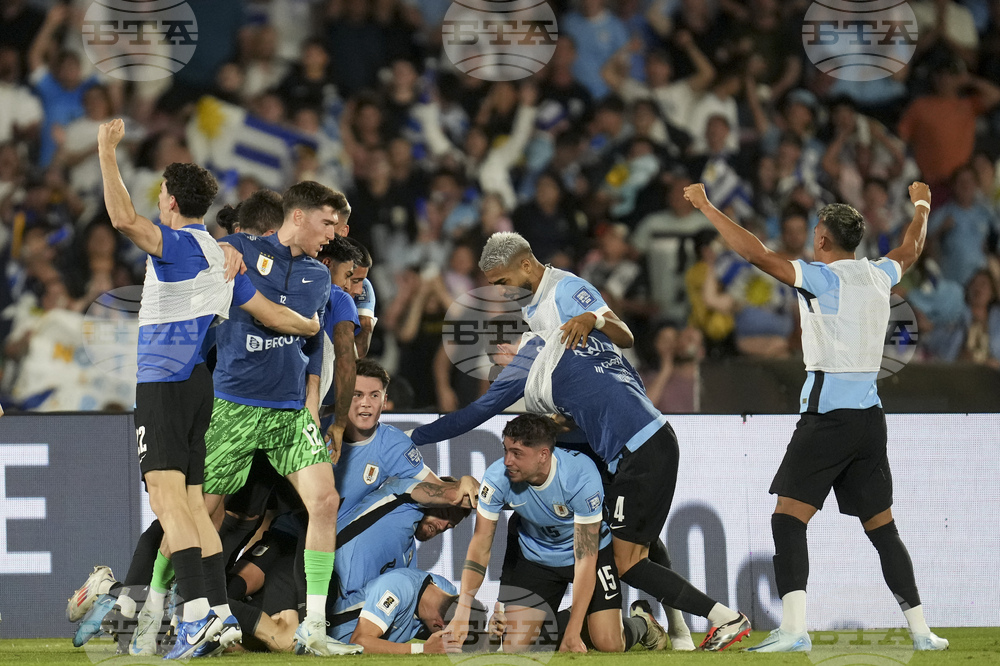 Уругвай победи Колумбия с гол в последната минута в среща от световните квалификации в зона Южна Америка