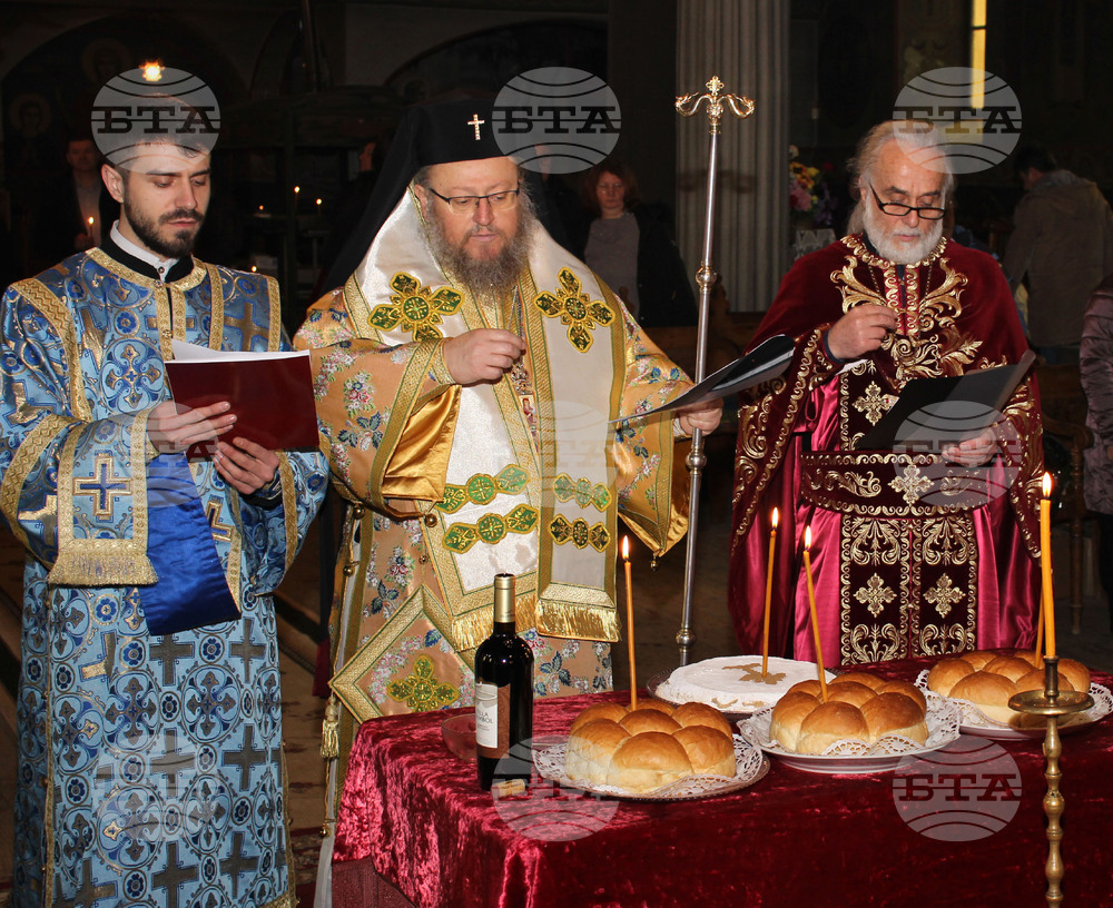 Разград - празнична света литургия