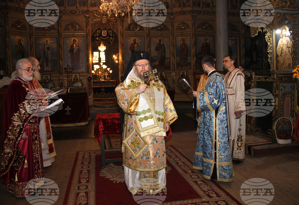 Разград - празнична света литургия