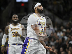 Lakers Spurs Basketball