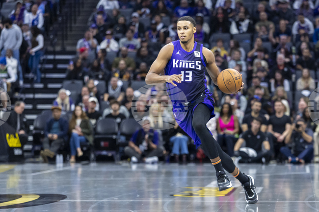 Сакраменто Кингс даде договор за 140 милиона долара на Кийгън Мъри