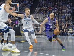 Timberwolves Kings Basketball