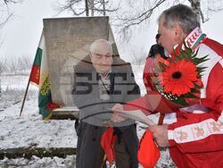 Заместник-кметът Добрин Добрев и разградските мотористи и тази година минаха по следите на паметта в Деня на Разград 