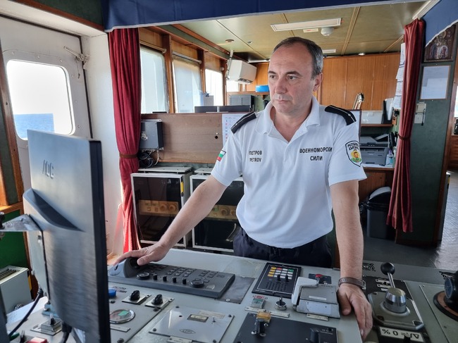 Day 33: Officer Designate Petrov: Bulgaria on Livingston Island Contributes Much to Science