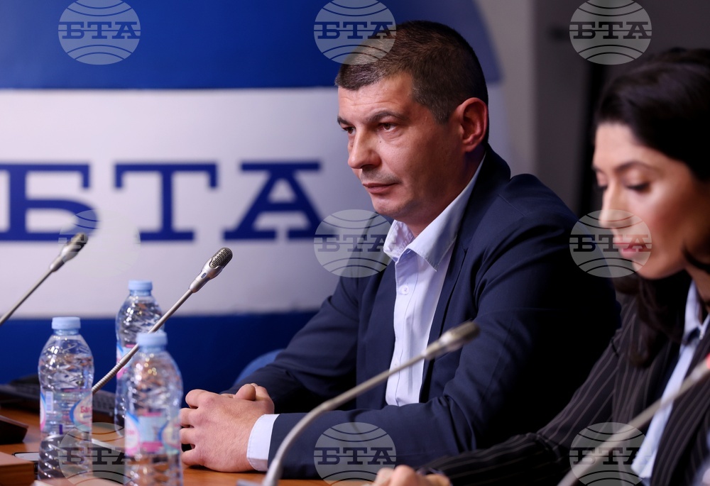 Национален пресклуб БТА - София - Гражданско движение за президентска република - Генадий Генадиев