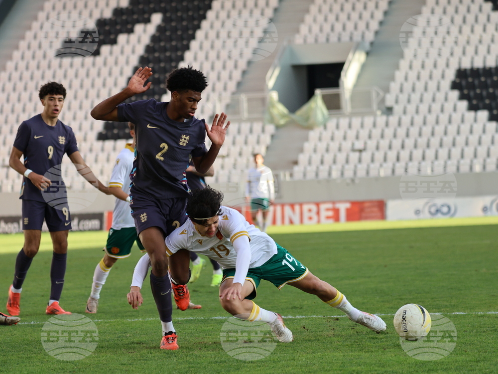 Пловдив - футбол - България - Англия - юноши