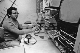 Инж. Стоян Мицканов - първият радиолюбител в България, установил УКВ връзка чрез отражение на сигналите от Луната