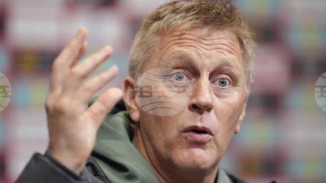 Селекционерът на Ирландия Хеймир Халгримсон: „Това е един от малкото начини да се играе срещу Португалия - да се опиташ да не допускаш гол“