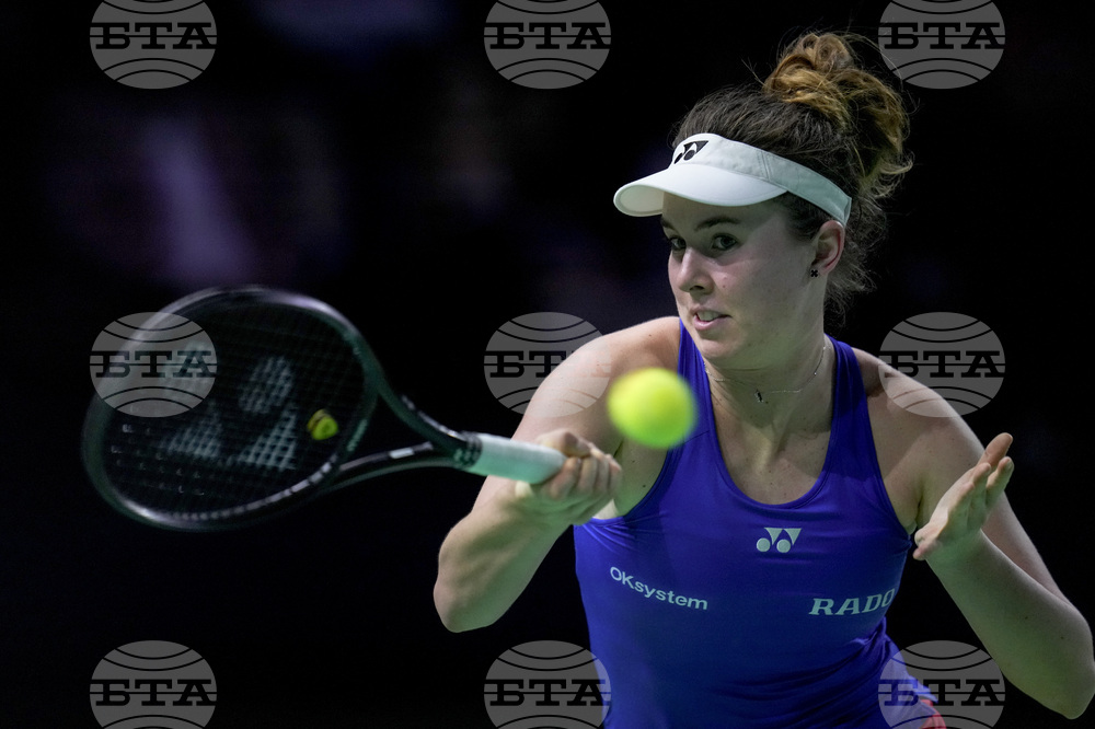 Водачката в схемата Линда Носкова започна с победа на турнира на твърда настилка в Прага