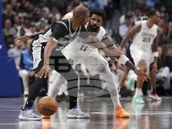 Spurs Mavericks Basketball