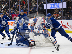 Oilers Maple Leafs