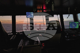 Ден 33 - вечер - Антарктида - „Св. св. Кирил и Методий“ заобиколи нос Сао Томе край Рио де Жанейро и „легна“ на директен курс към Мар дел Плата