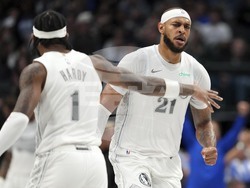 Spurs Mavericks Basketball