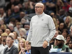 Spurs Mavericks Basketball