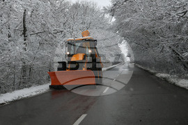 Село Лудогорци - зима - пътна обстановка