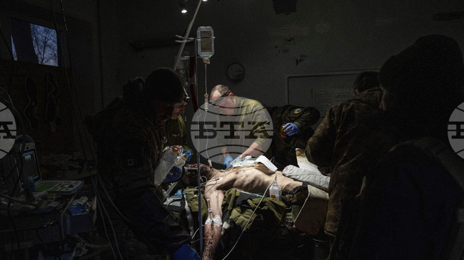 Още 12 подземни болници се изграждат в Херсонска област, съобщи началникът на областната военна администрация