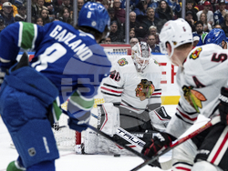 Blackhawks Canucks Hockey