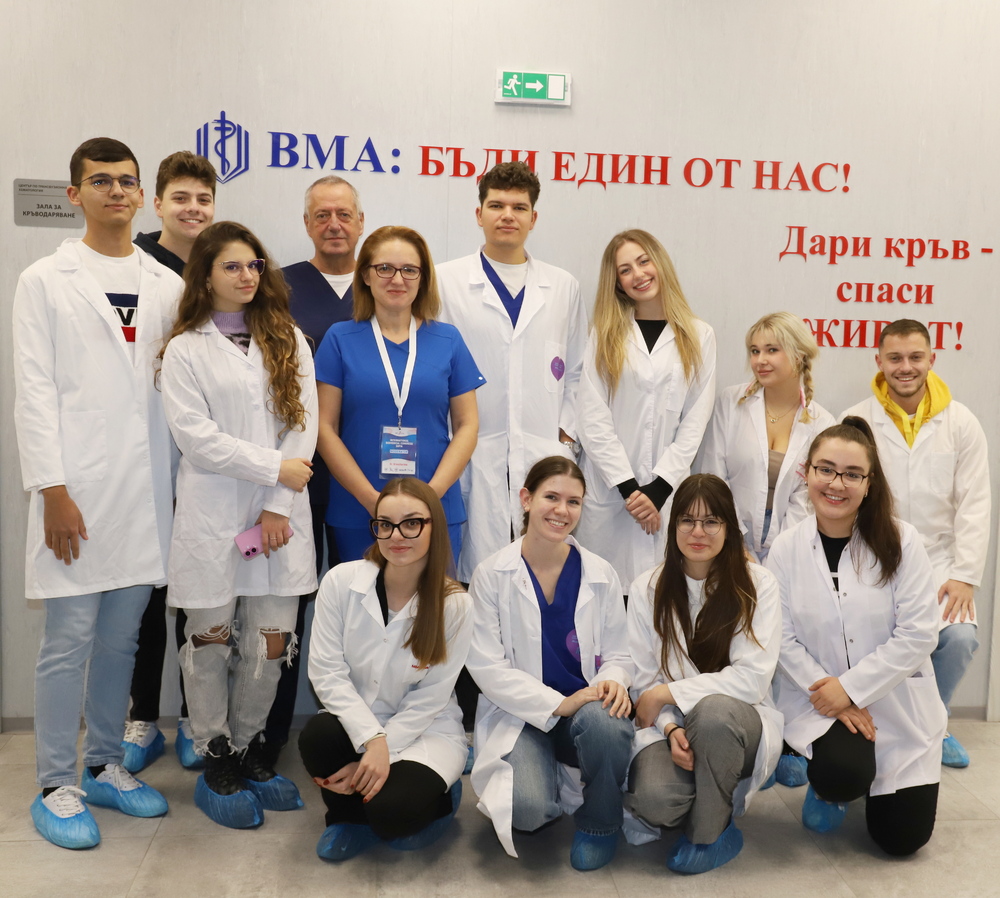 Военномедицинска академия: Десетки наши и чужди студенти на урок във ВМА