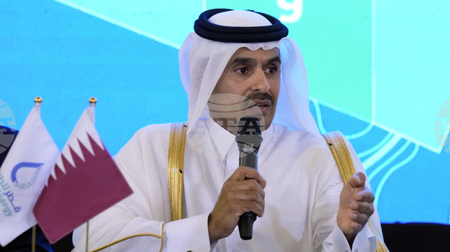 Конфликтът в Близкия изток може да блокира доставките на петрол и газ, което ще доведе до глобални икономически последици, предупреди енергийният министър на Катар