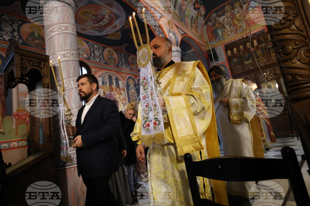 Благоевград - храм „Св. Димитър“ - неделно богослужение