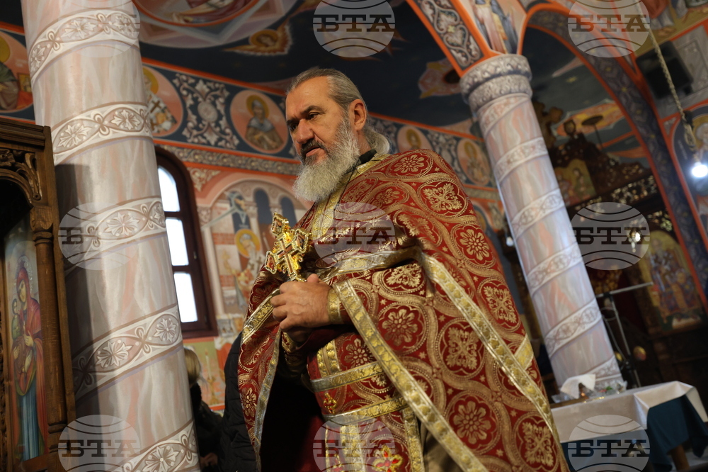 Благоевград - храм „Св. Димитър“ - неделно богослужение