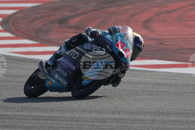 Колумбиецът Давид Алонсо спечели Гран при на Унгария в Мото 2, испанецът Максимо Килес ликува в Мото 3