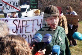 Село Бусманци - „Солидарност с мигрантите - България“ - протест