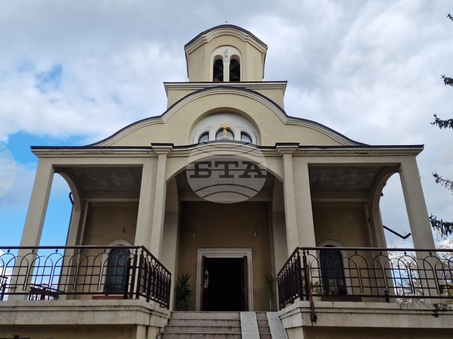 За семейството като малка църква говориха миряни във великотърновския храм „Въведение Богородично“