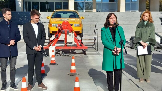 Зам.-кметът Надежда Чакърова: Само животът има предимство на пътя