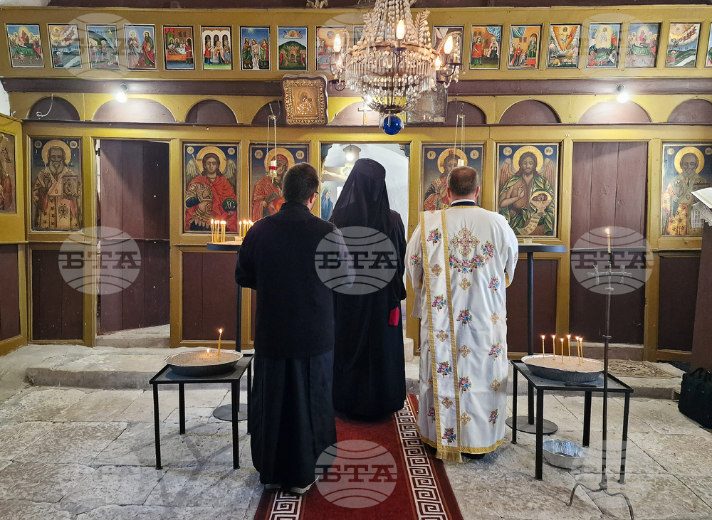 Село Ушинци - храм „Св. Архангел Михаил“ - храмов празник