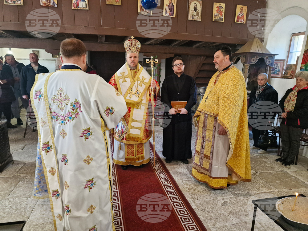 Село Ушинци - храм „Св. Архангел Михаил“ - храмов празник