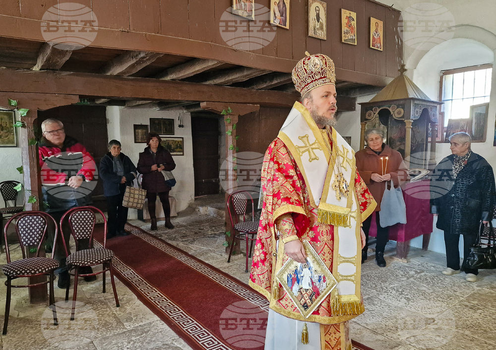 Село Ушинци - храм „Св. Архангел Михаил“ - храмов празник