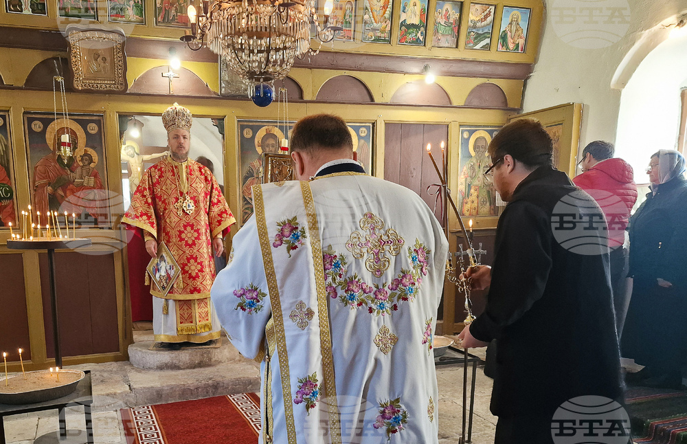 Село Ушинци - храм „Св. Архангел Михаил“ - храмов празник
