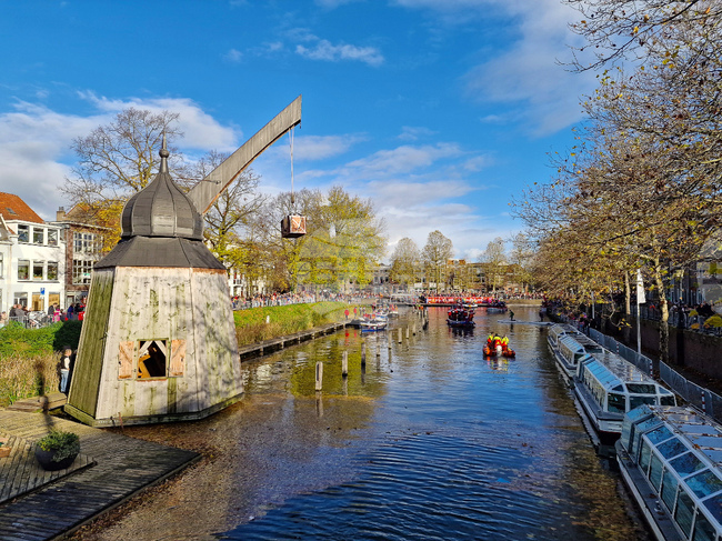 Намаляване на обезщетенията за безработица в Нидерландия и инвестиции в технологичния сектор препоръчва доклад, поръчан от правителството