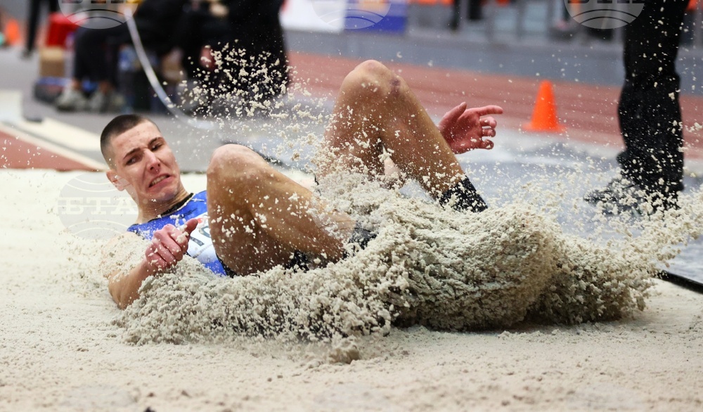 Лека атлетика - Национален шампионат за мъже и жени в зала