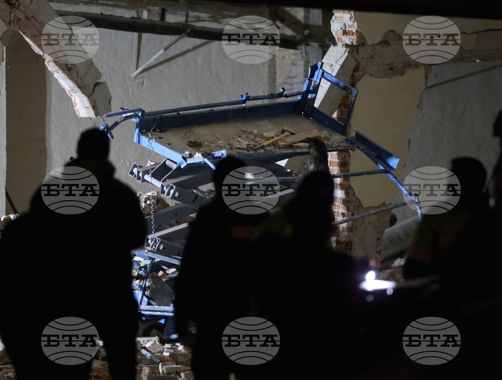 Сграда - паднало скеле - инцидент