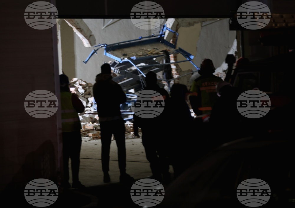 Сграда - паднало скеле - инцидент