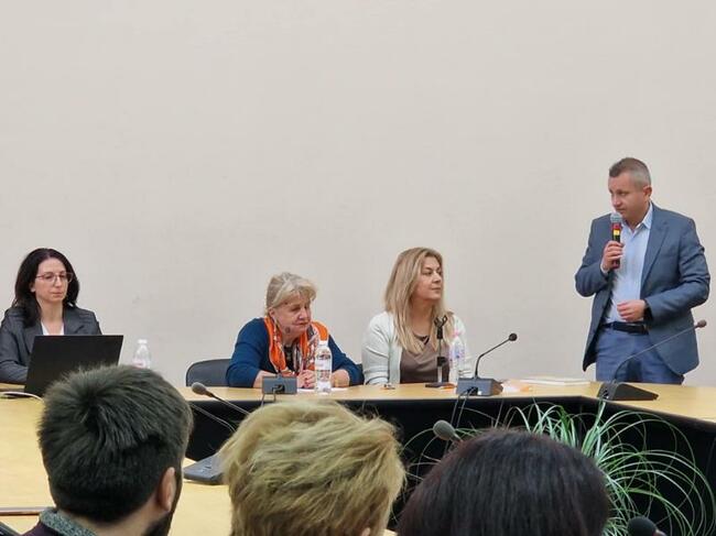 ЮЗУ „Неофит Рилски“ отбеляза 200-годишнината от издаването на първия светски учебник на български език с лекция на проф. Лилия Илиева