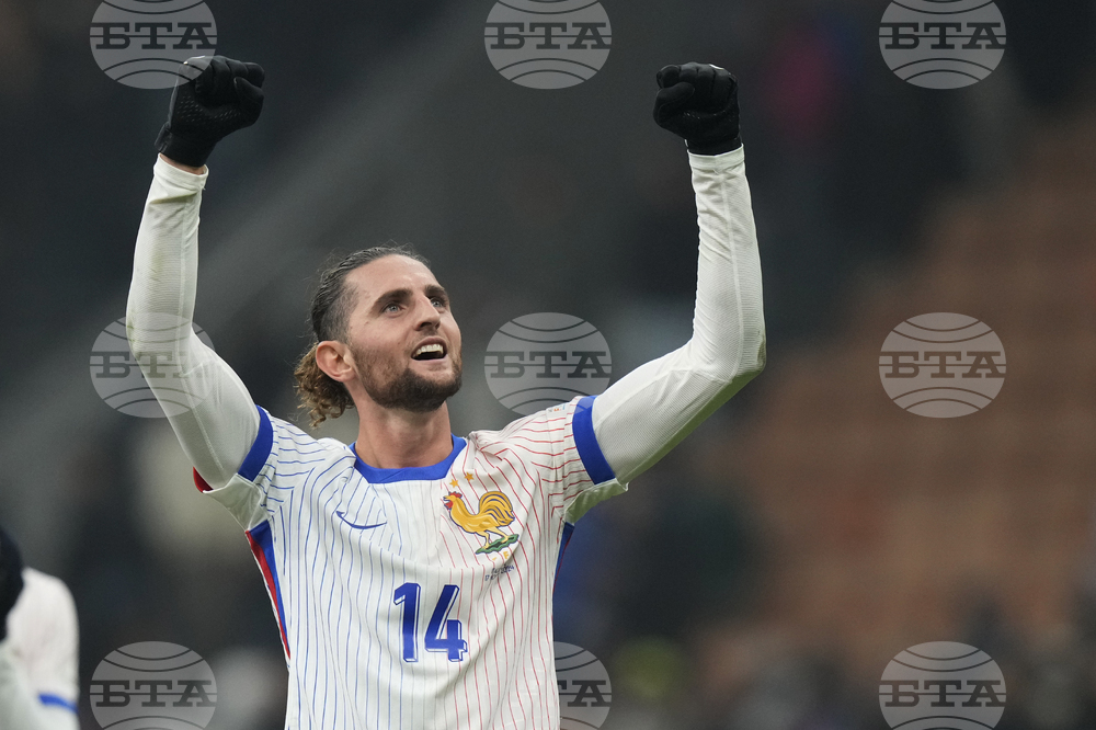 Френският национал Адриен Рабио ще продължи кариерата си в Милан