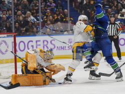 Predators Canucks Hockey