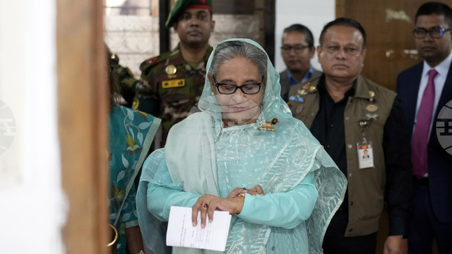 Бившата министър-председателка на Бангладеш Хасина бе осъдена на смърт