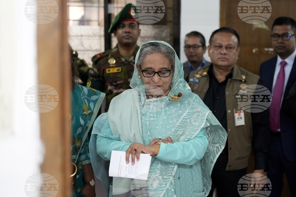 Бившата министър-председателка на Бангладеш Хасина бе осъдена на смърт