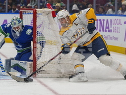 Predators Canucks Hockey