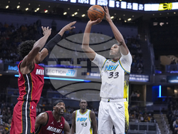 Heat Pacers Basketball