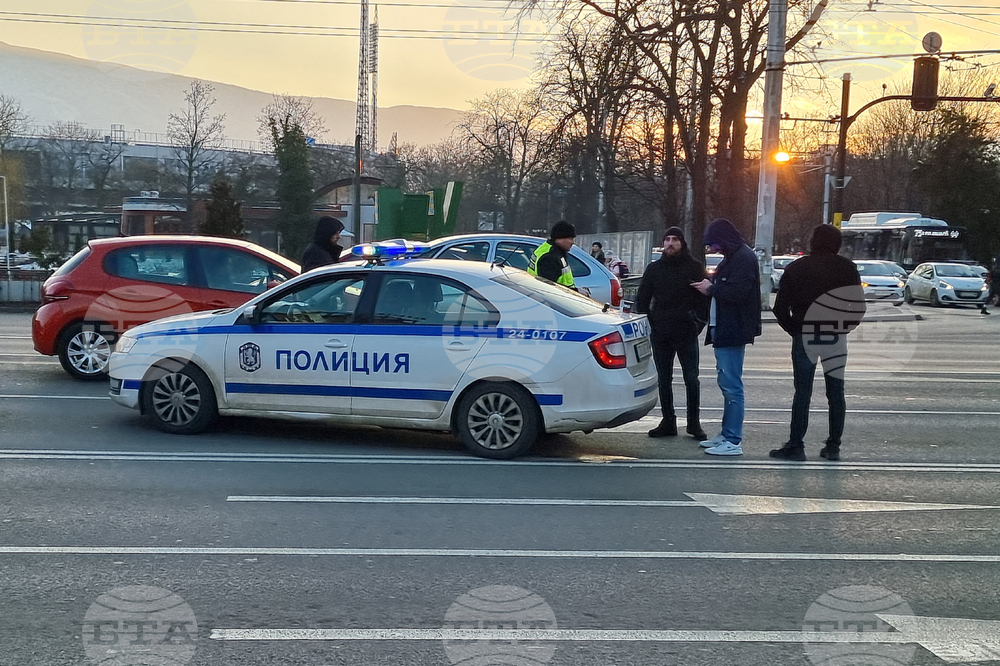 Двама души са задържани на Орлов мост в София
