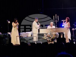 Концерт на „Тоника СВ“ в зала 1 на НДК (16 ноември 2024 г.), снимки – Даниел Димитров /БТА